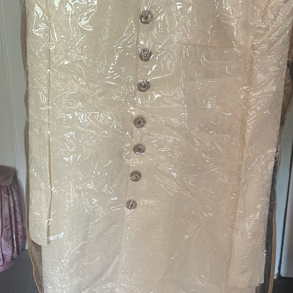 Not Available - Picture 2 of 5